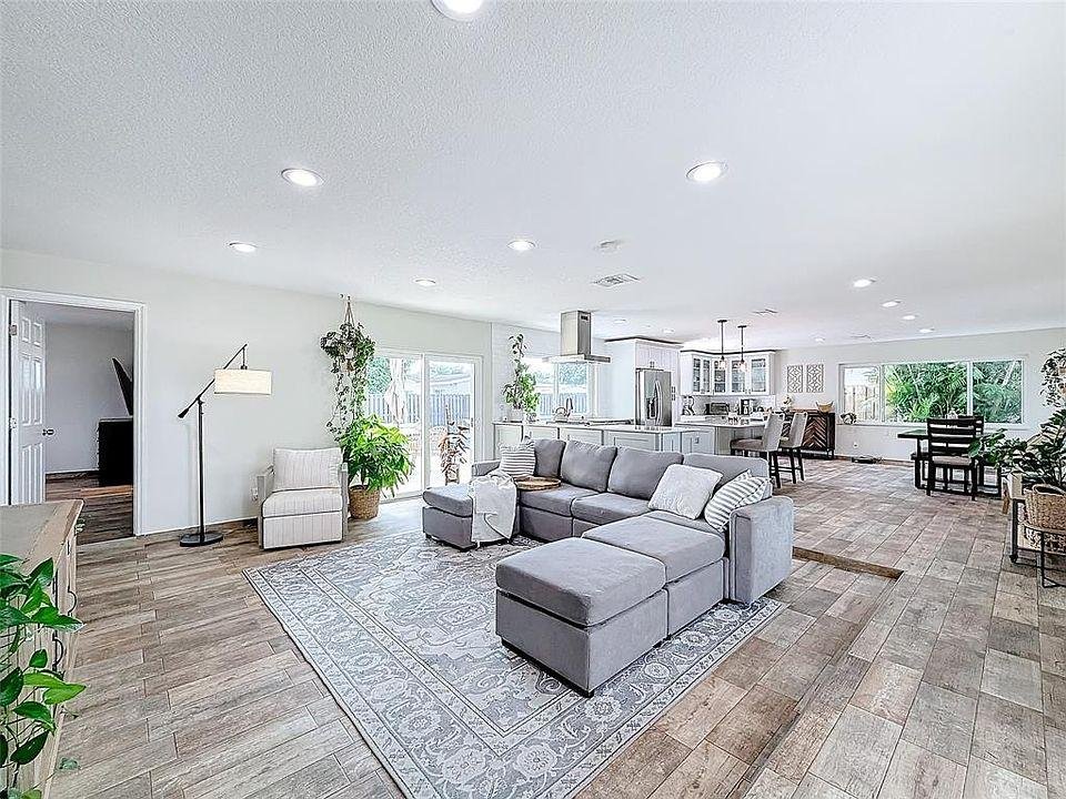 Best tile carpet sofa cleaning in Pembroke Pines FL