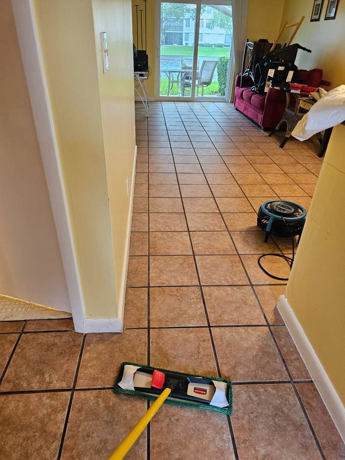 Clean tile and grout after professional cleaning — Fort Lauderdale FL — EGR Cleaning Solution